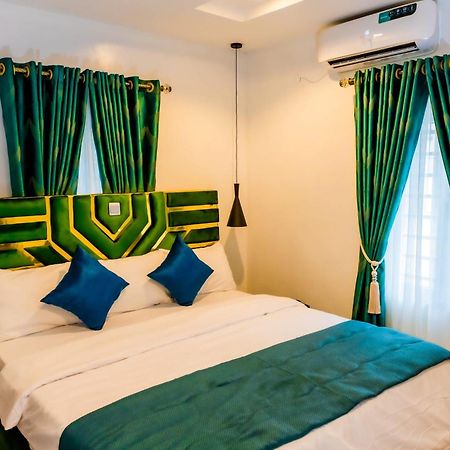 El Elyon Hotel And Suites 라고스 외부 사진