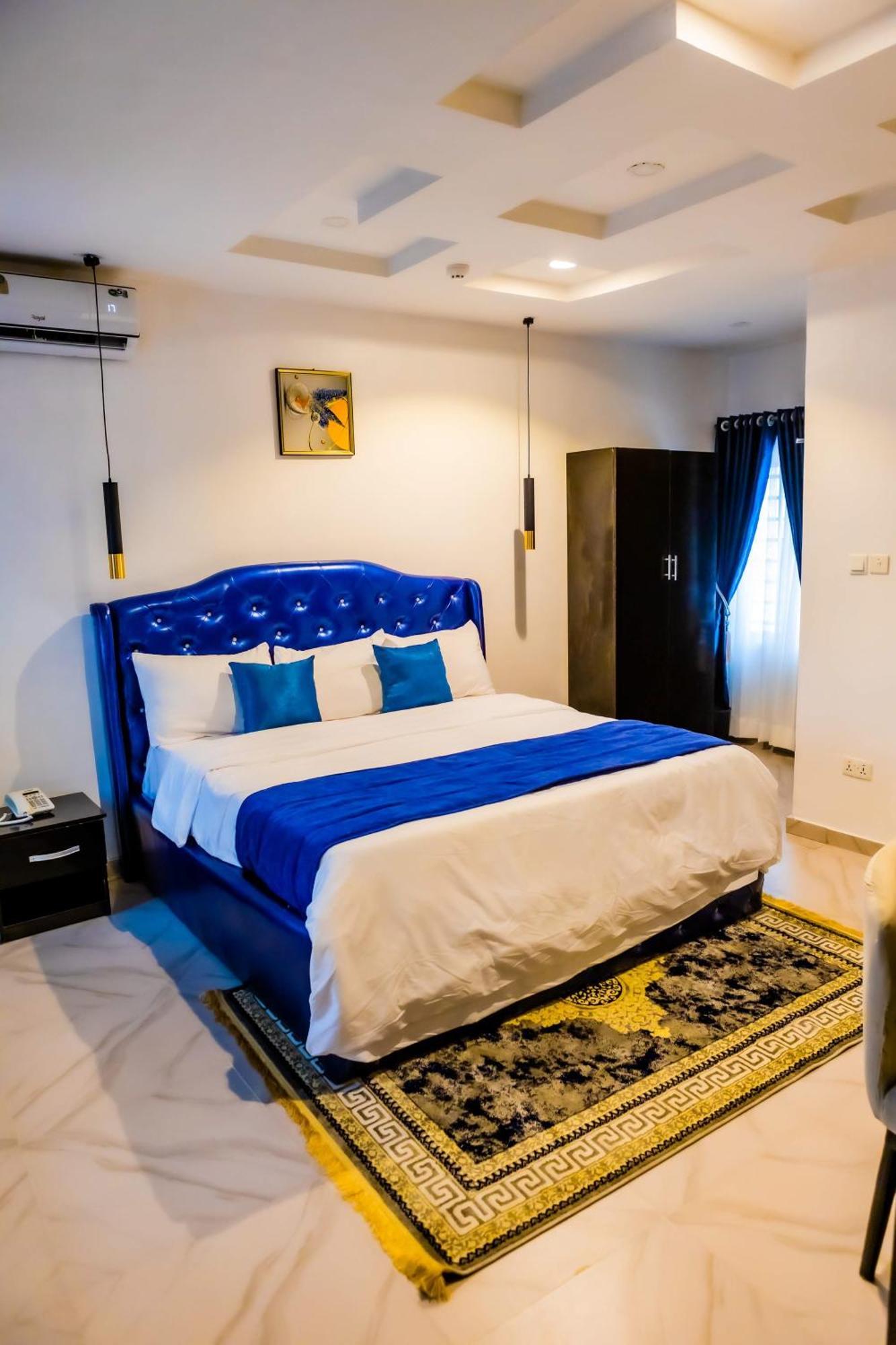 El Elyon Hotel And Suites 라고스 외부 사진