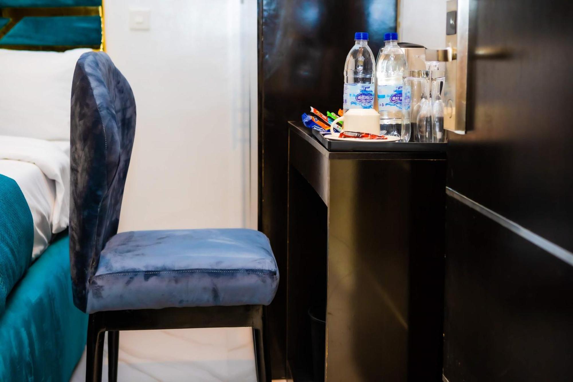 El Elyon Hotel And Suites 라고스 외부 사진